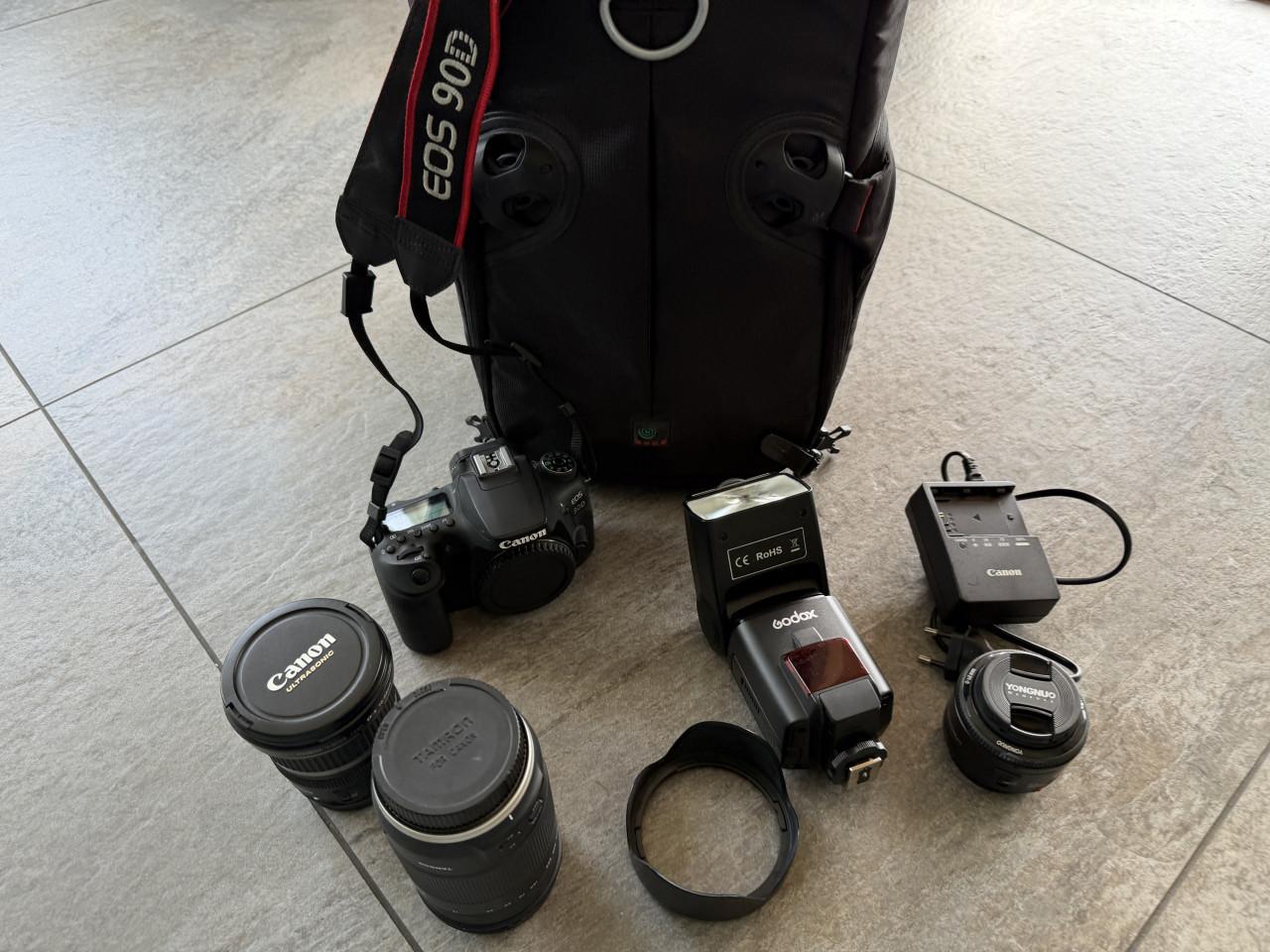 Canon EOS 90D compleet fotografiepakket, amper gebruikt