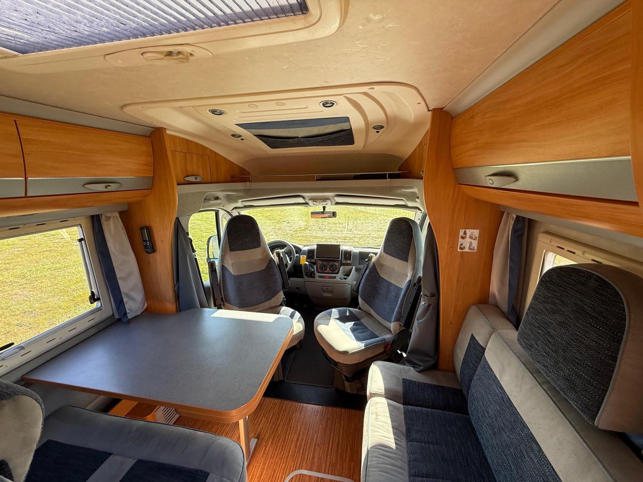 Te koop Camper Adria Coral S 680 ST