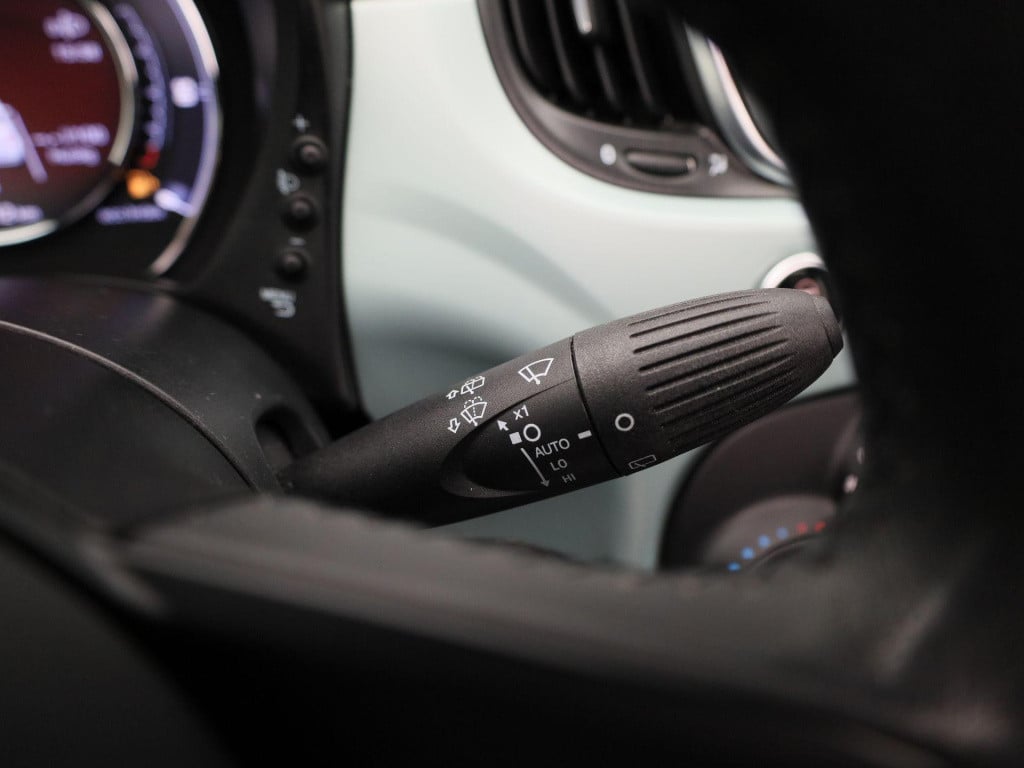 Fiat 500 1.0 hybrid launch edition | lmv | schuifdak! | parkeer sensoren | 