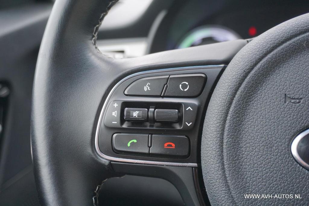 Kia Niro 1.6 gdi hybrid first edition