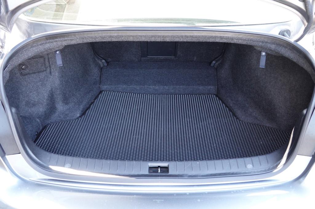 Infiniti Q50 2.0t sport