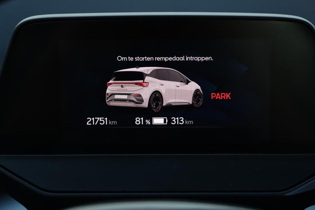 Cupra Born business 62 kwh 204 pk | soh 96,6% |
