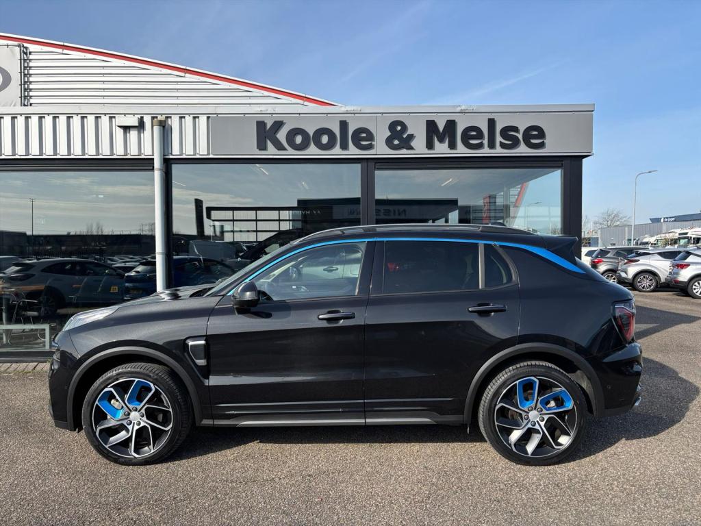 Lynk & Co 01 261pk phev, plug in hybrid , 360 camera, pano dak , cap play ,