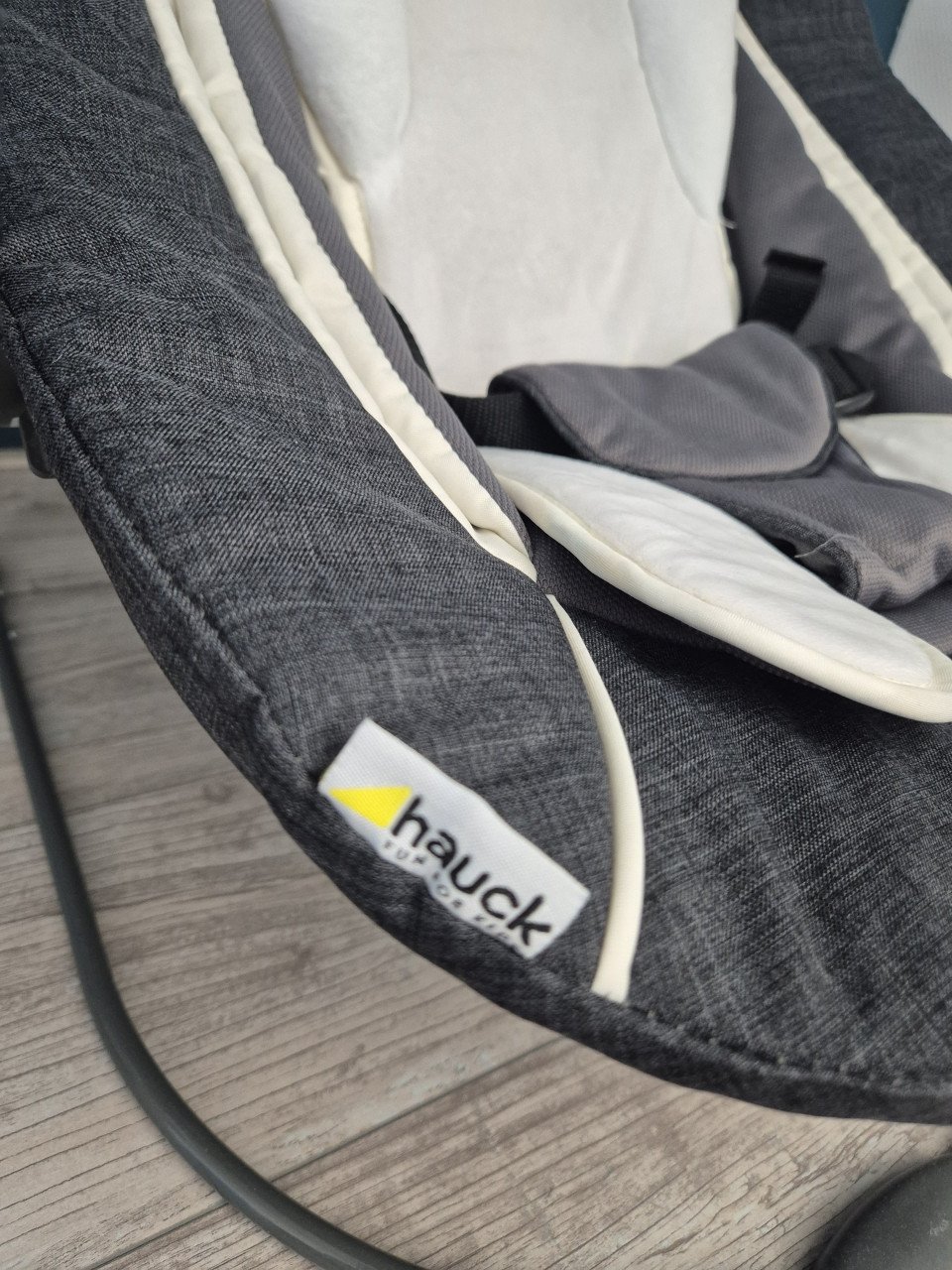 Hauck alpha bouncer wipstoel 2 in 1