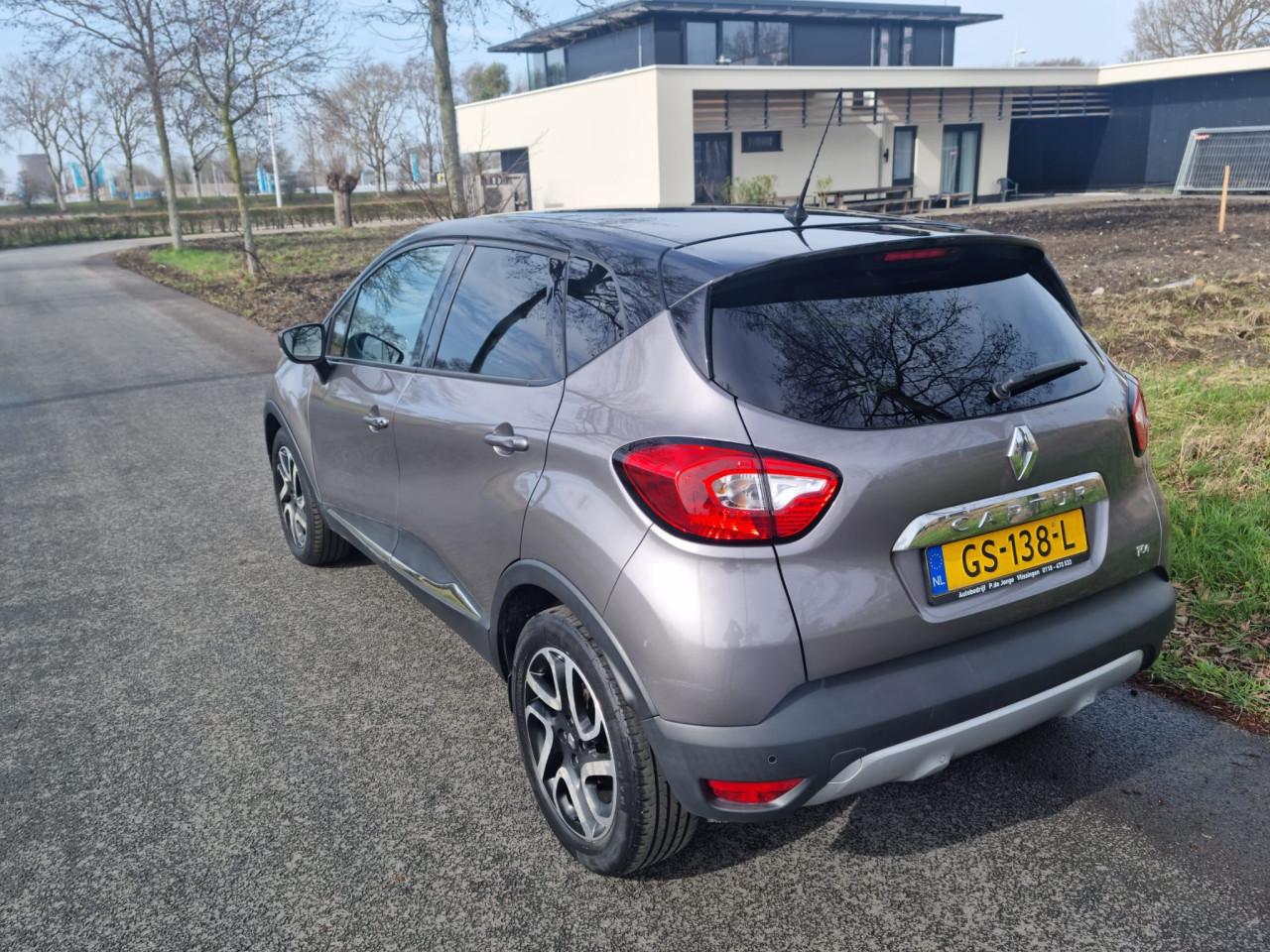 Renault captur 0.9tce helly hansen bj 2015 kmst 160.000 zeer mooi