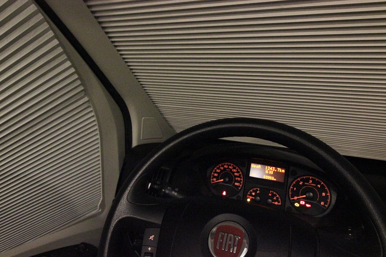 LMC Breezer (Lengtebedden, Compact ) Klaar voor kampeerseizoen 2026!!!!!!