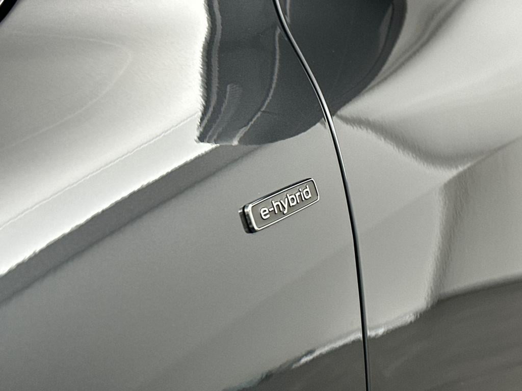 Audi Q5 s edition competition e-hybrid 270 kw / 367 pk suv