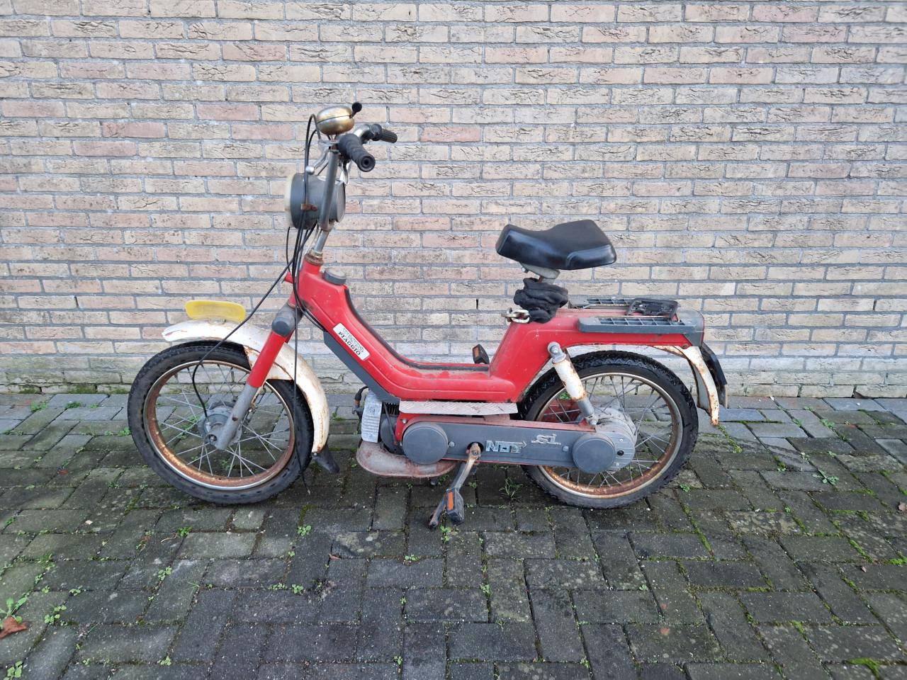 Vespa Si met kenteken