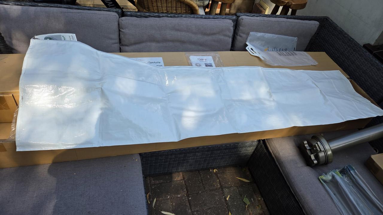 Solero Cantate Zweefparasol Antiek Beige met Verlichting