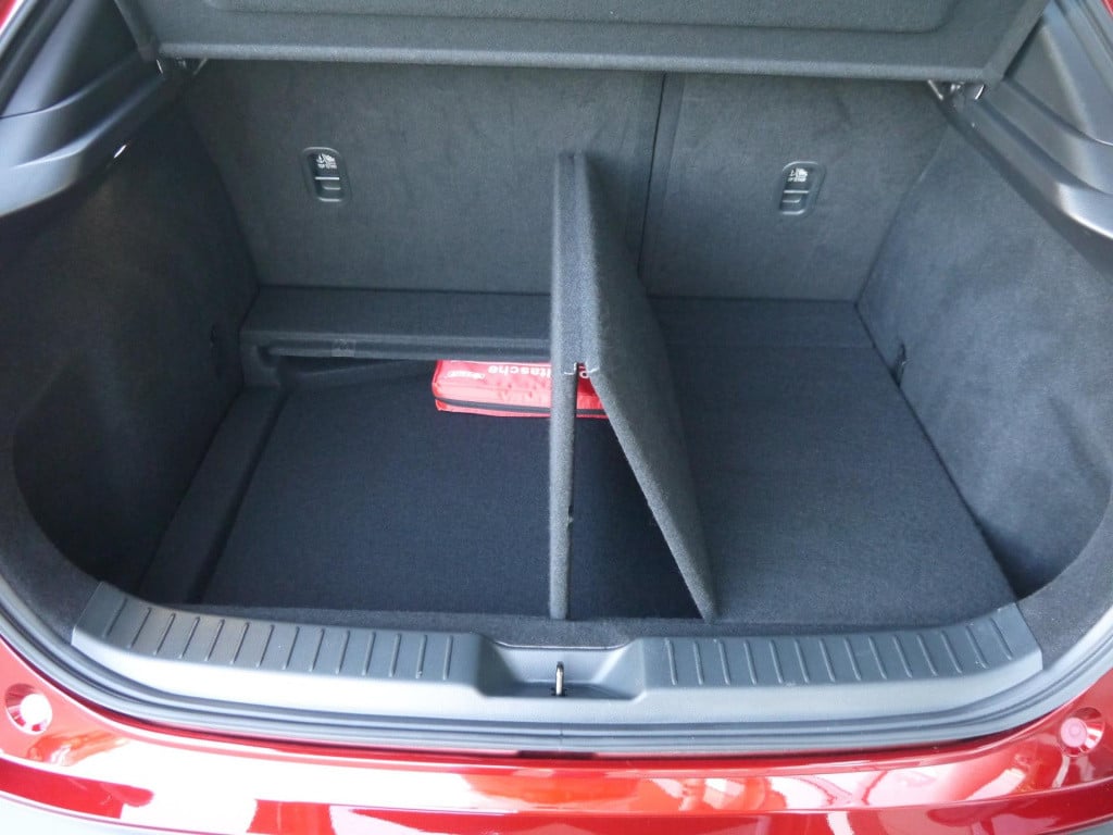 Mazda Cx-30 2.0 e-skyactiv-x m hybrid exclusive-line|trekhaak|rijklaar