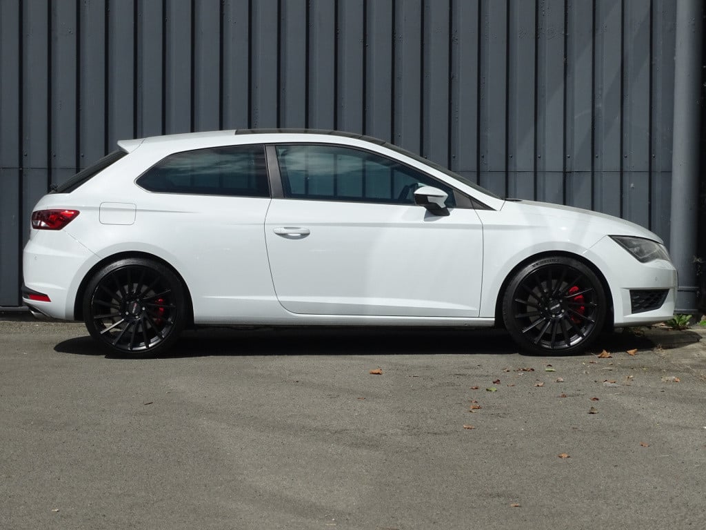 Seat Leon sc 2.0 tsi cupra 280 | pano | stoelverwarming | navi