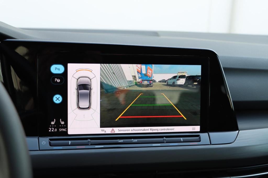 Volkswagen Golf 1.5 etsi style 150pk dsg7