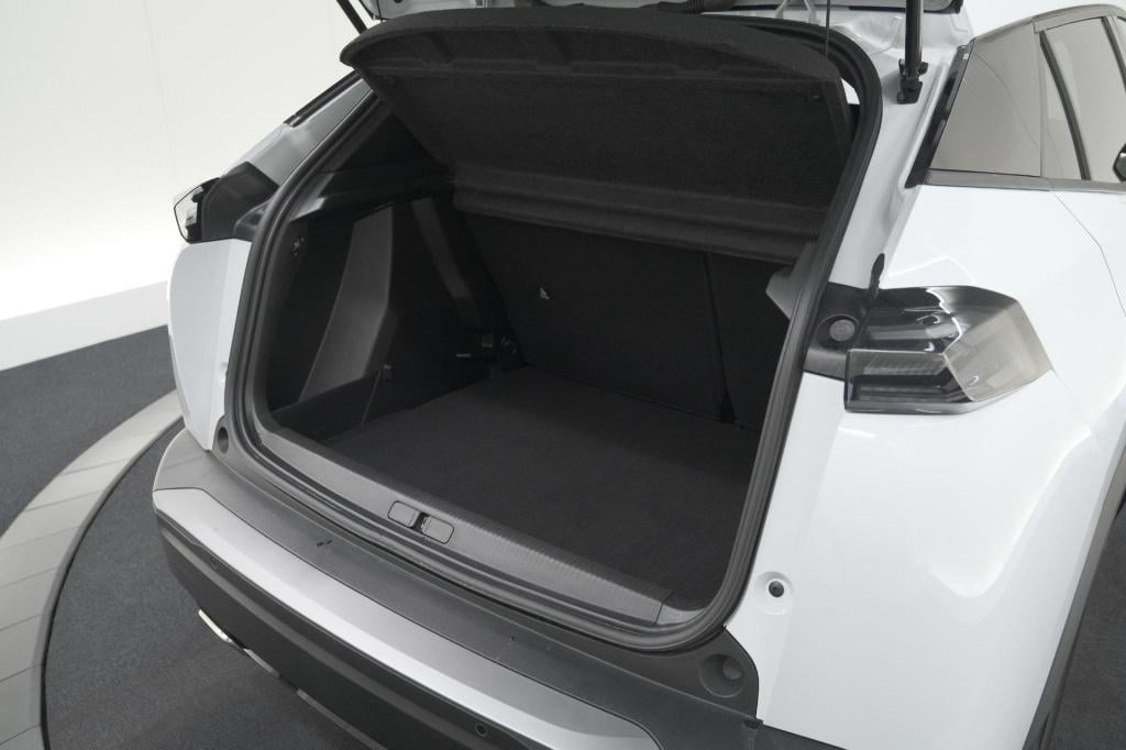 Peugeot 2008 1.2 hybrid 145 allure | apple carplay | climate control | park