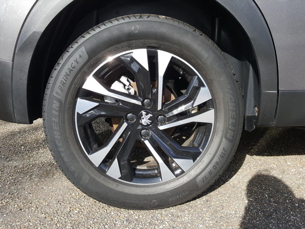 Peugeot 2008 1.2 puretech 130pk allure navigatie | apple carplay & android 