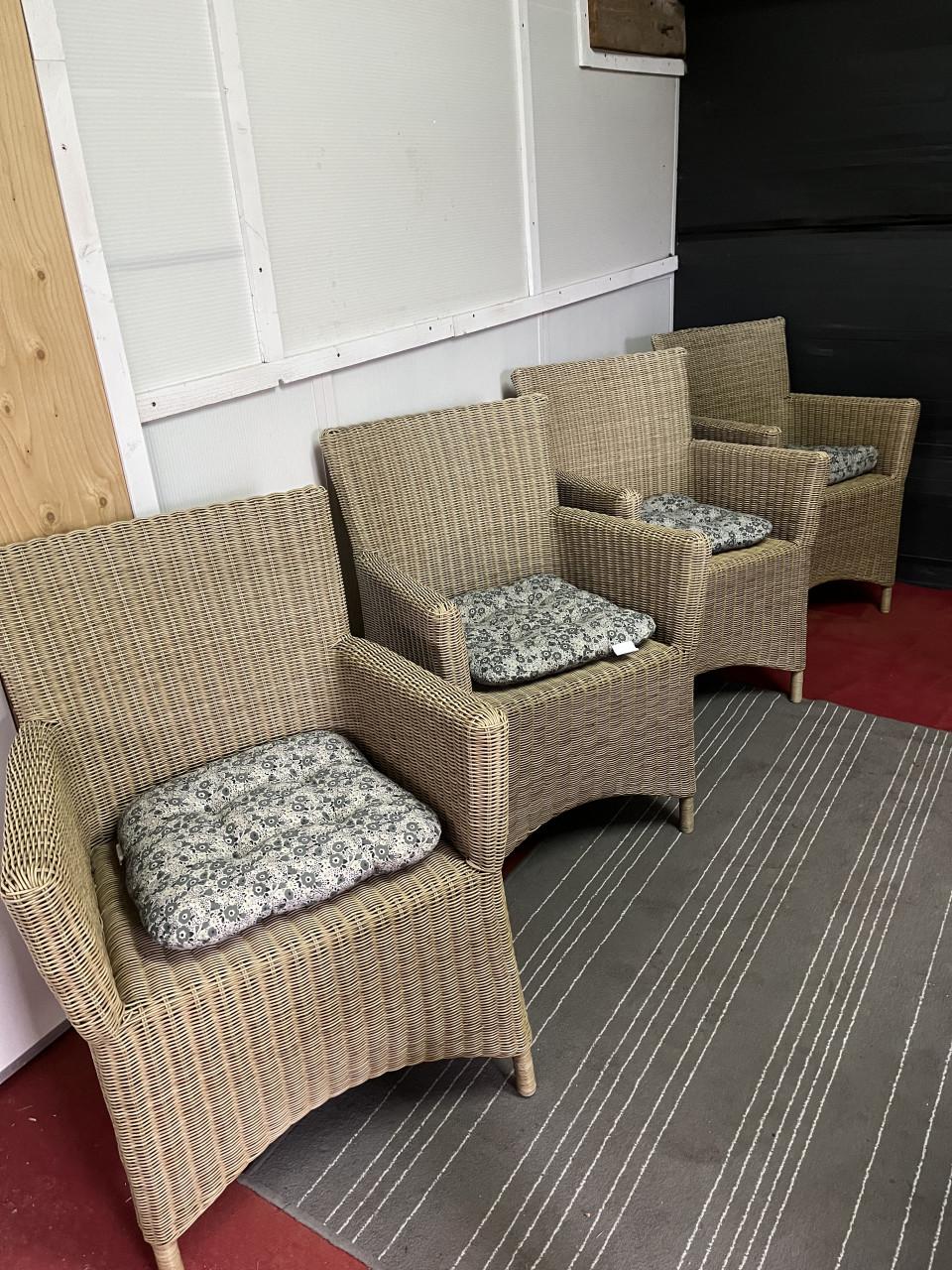 4 tuinstoelen te koop