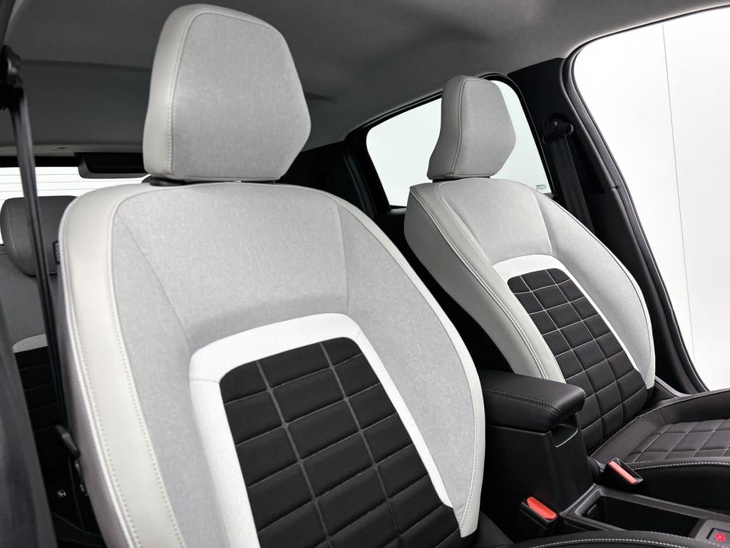 Citroen C3 hybrid 110pk automaat max | rijklaar | climate control | camera 