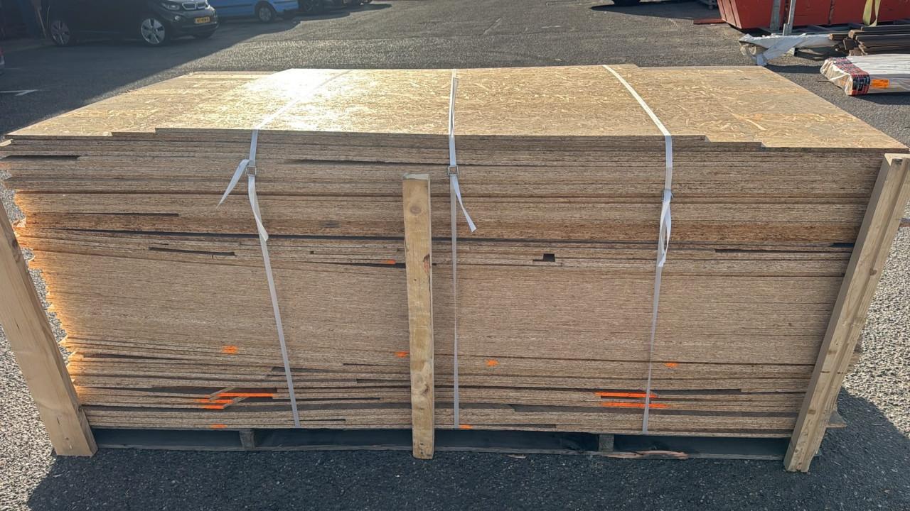 OSB 12 mm.
