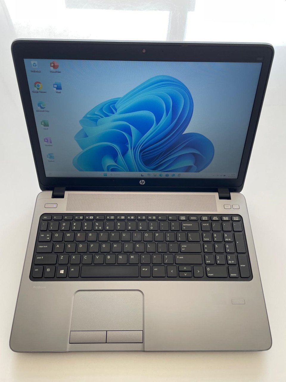 HP Probook 15.6 inch Windows 11 SSD 16GB RAM Office Sleeve Muis
