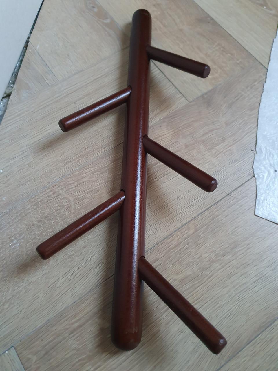 Wandkapstok bruin met 5 haken | garderoberek | Bayt stijl