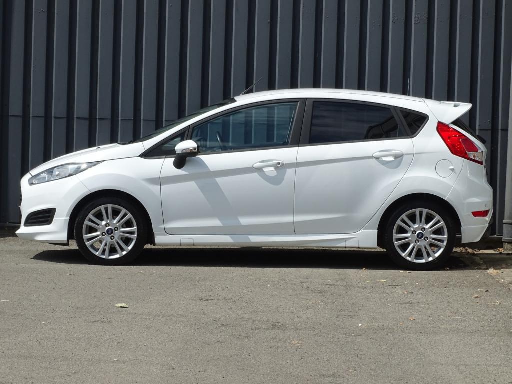 Ford Fiesta 1.0 ecoboost hot hatch | navi | bluetooth