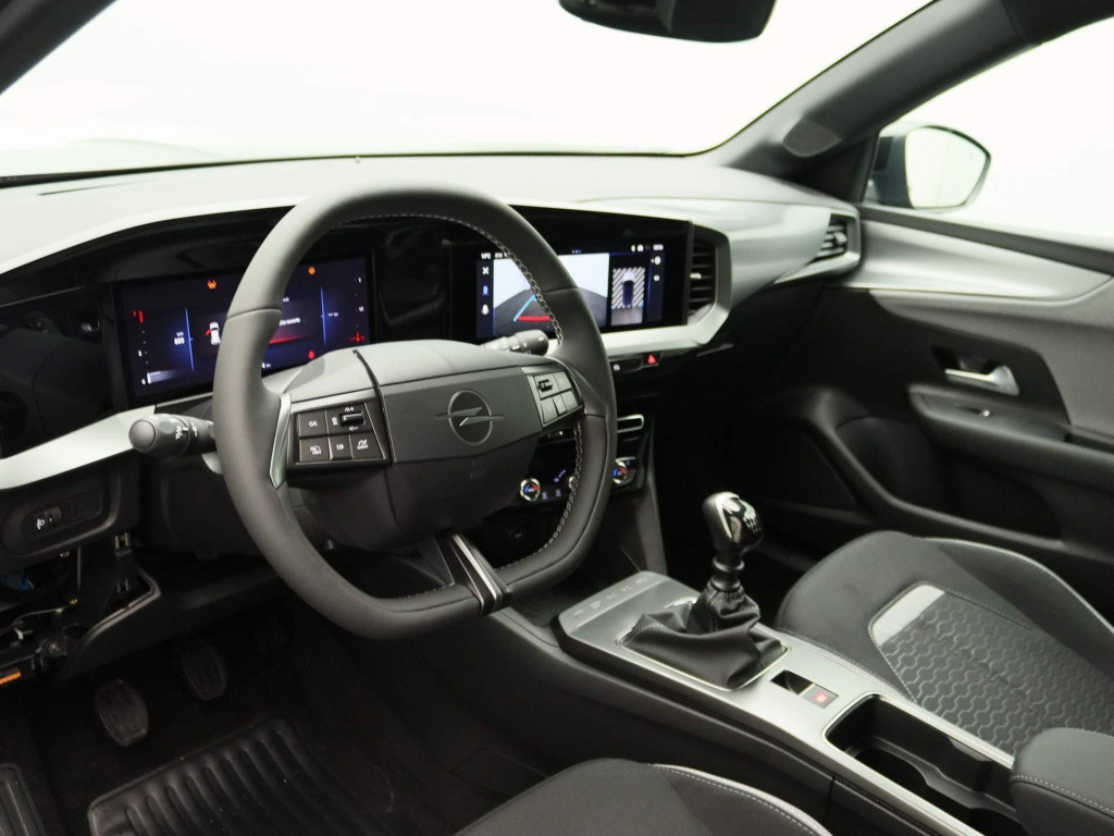 Opel Mokka 1.2 turbo edition | nieuw in de showroom | vanaf €30.999 |