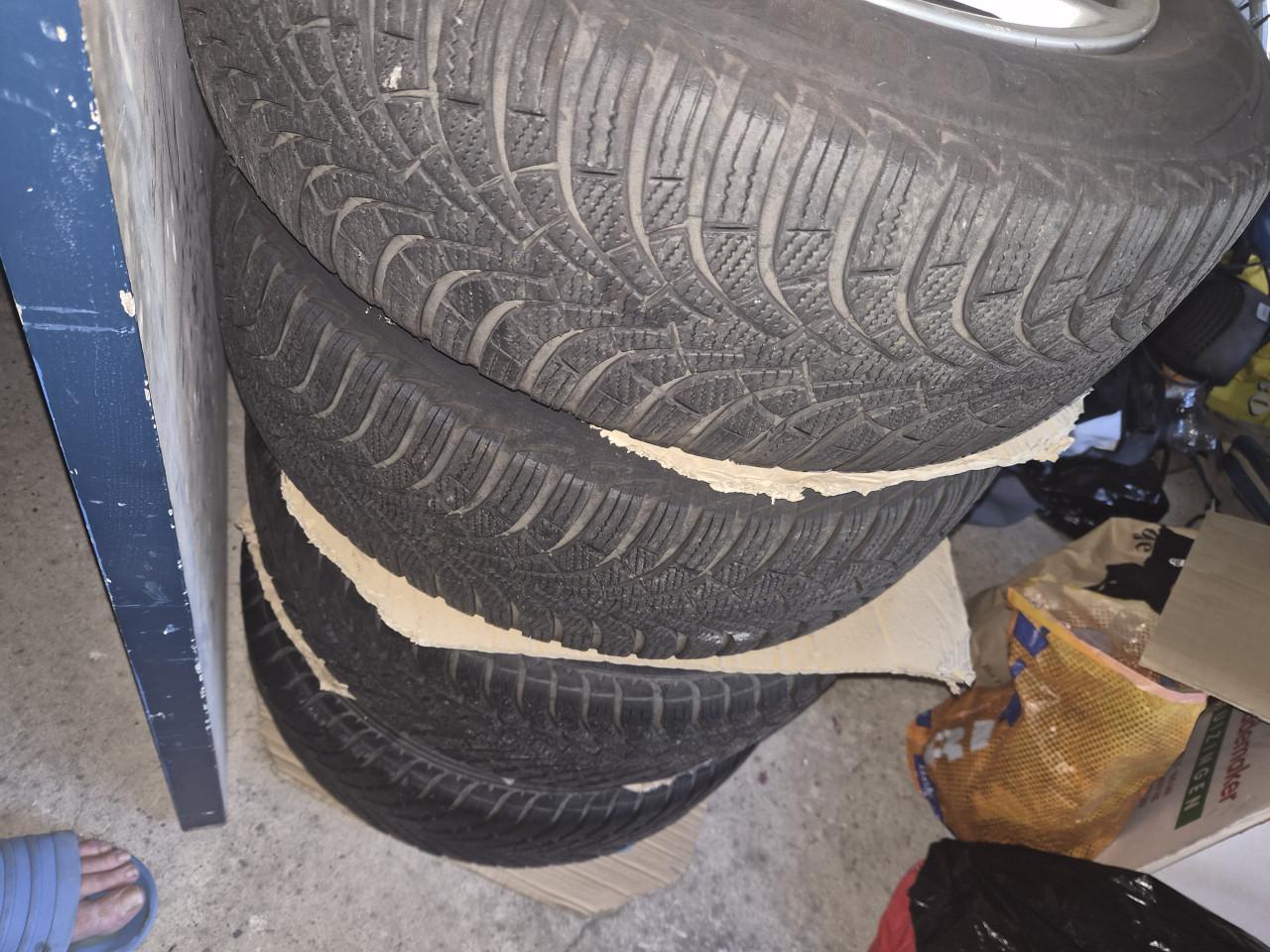 4 x (Winter) Banden +Velgen Peugeot 407 te koop