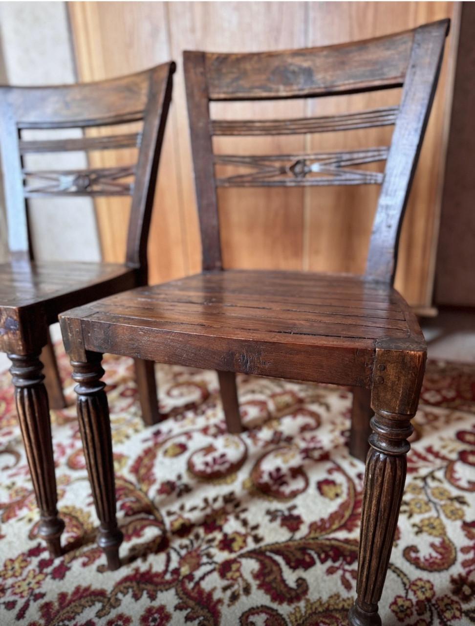 Koloniale eettafelstoelen