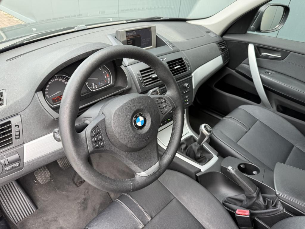BMW X3 2.0i 4x4 150pk high executive 5-drs