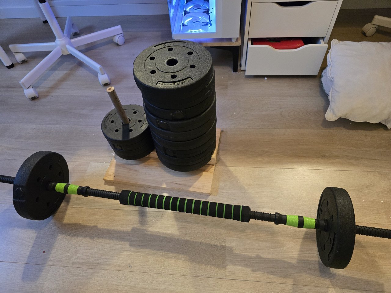 ZGAN Venom sports 2in 1  vinyl dumbell/halter set te koop.