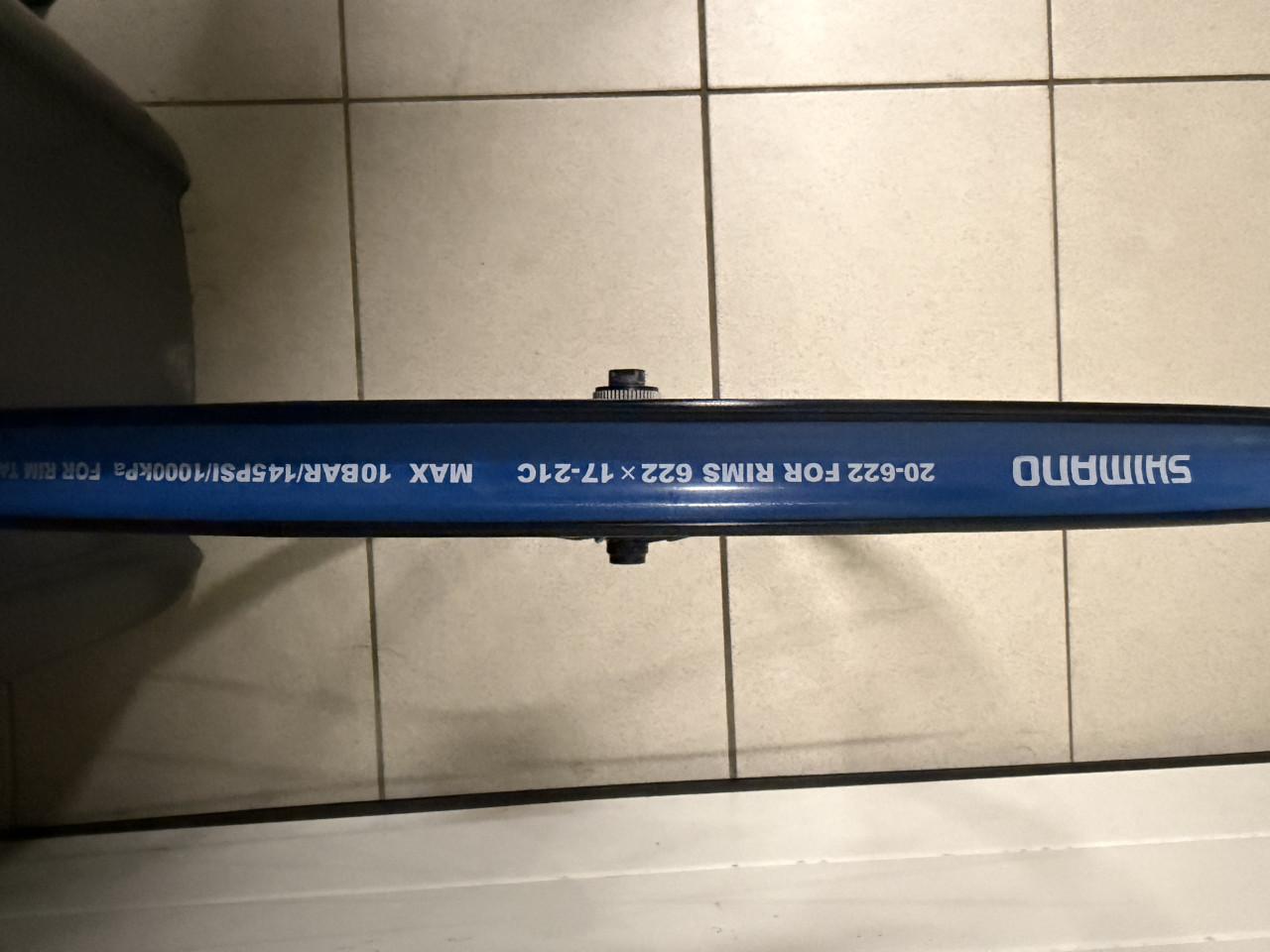 Te koop nieuwe set shimano gravelwielen RS171DB