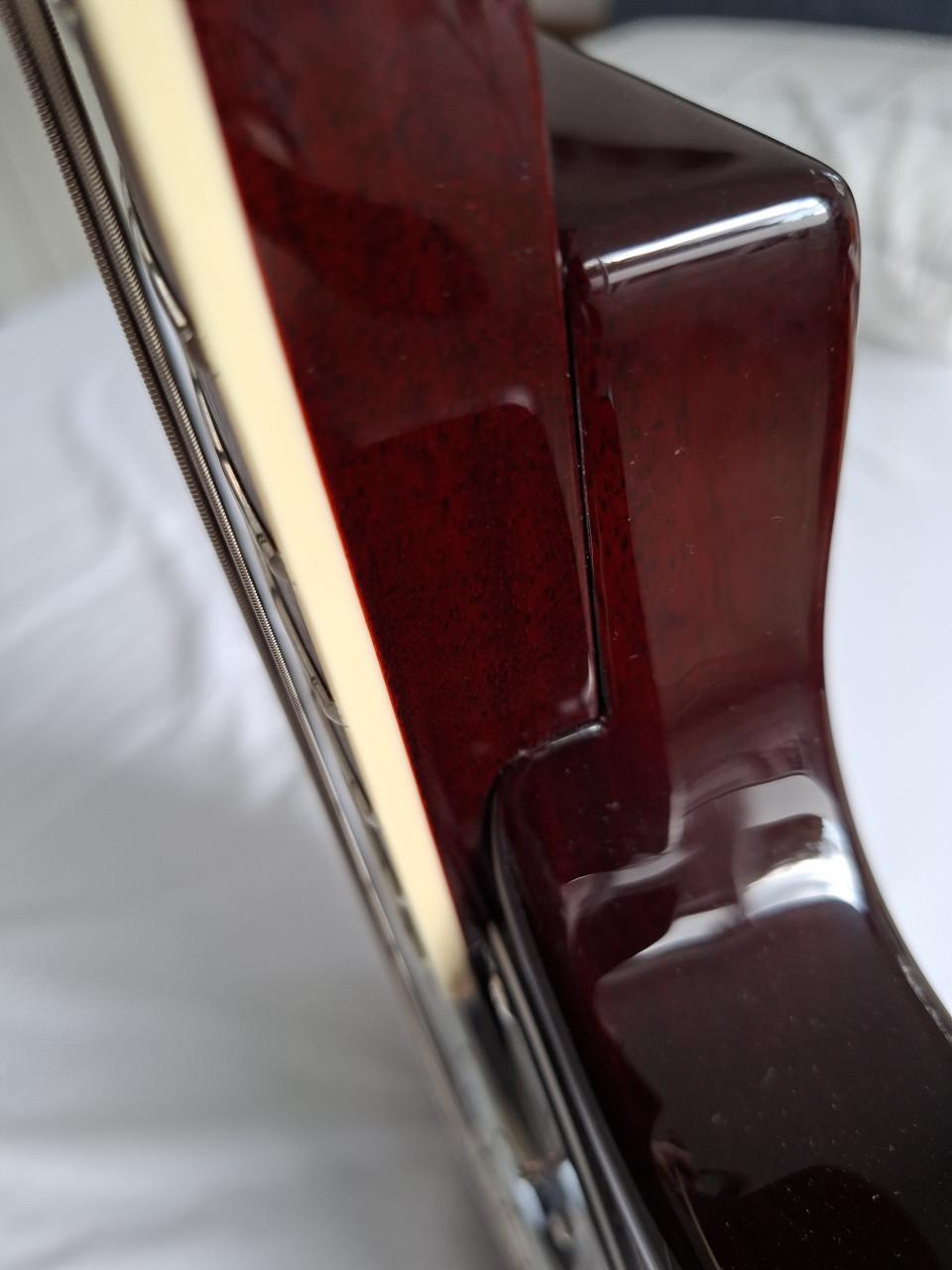 Gretsch Streamliner Jet Club Bass Walnut Stain met koffer z.g.a.n.