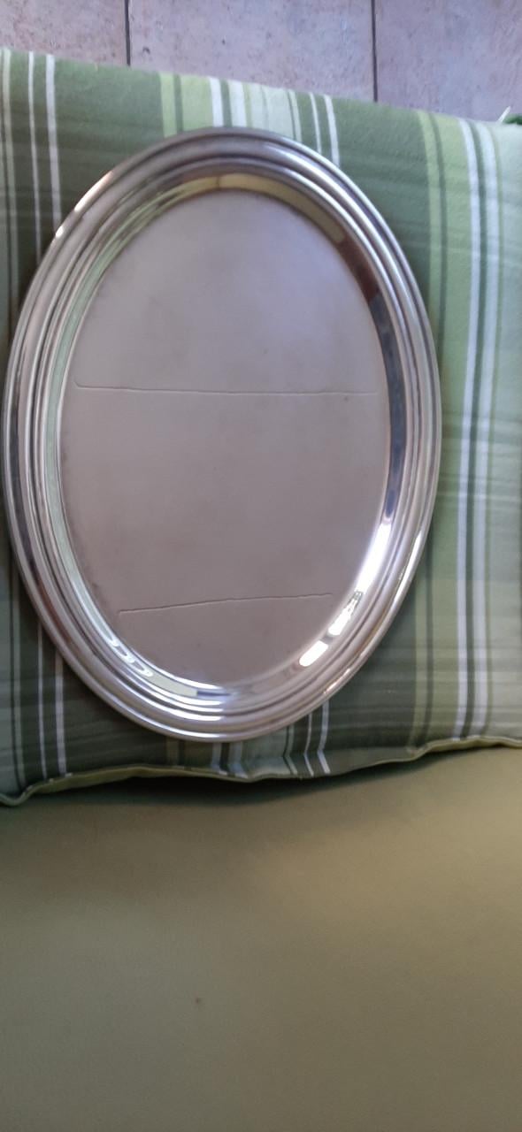 2 grote serveer schalen