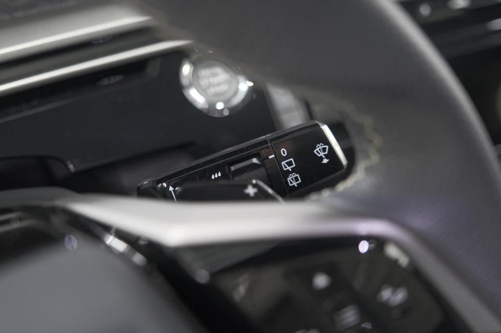 Peugeot 5008 1.2 hybrid 145 allure 7p | adaptieve cruise control | camera |