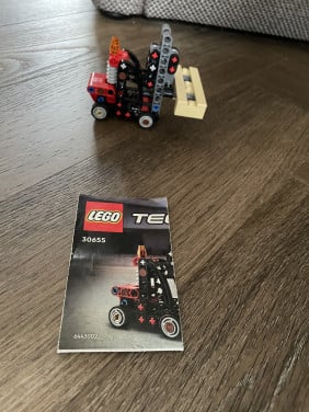 Lego Technic: Vorkheftruck met pallet 30655