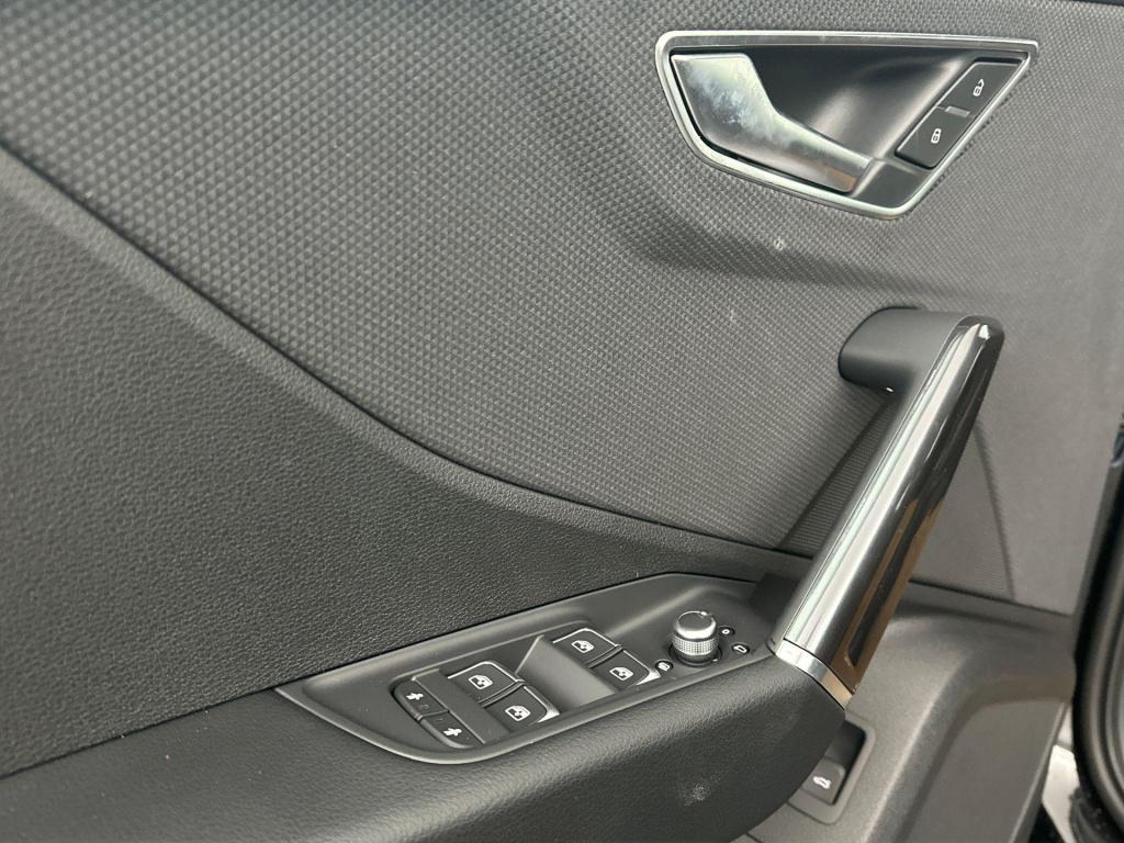 Audi Q2 s edition 35 tfsi 110 kw / 150 pk hatchback 7 vers