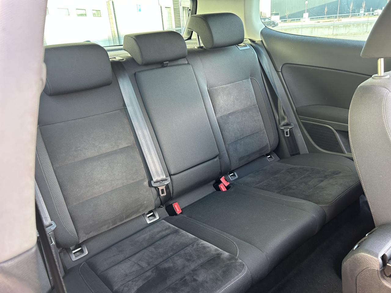 Volkswagen Golf 1.4 TSI R-LINE|CRUISE CONTR|CARPLAY|STOELV|