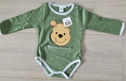 Disney romper Winnie the Pooh groen maat 74/80