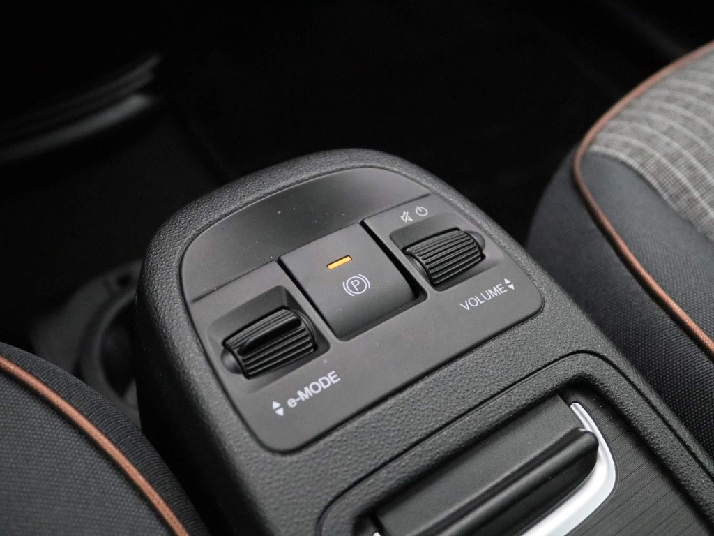 Fiat 500 icon 42 kwh | navigatie | ecc | parkeersensoren | lichtmetalen vel