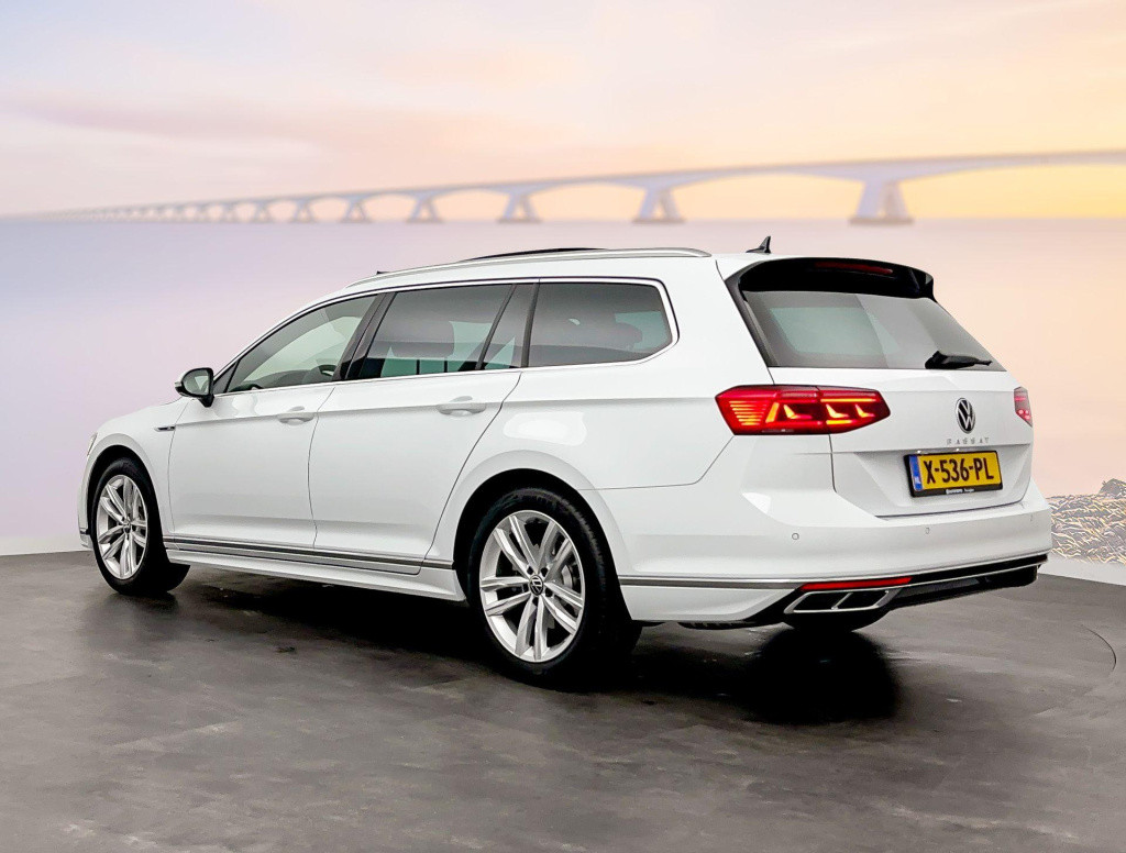 Volkswagen Passat variant 1.5 tsi r-line business dsg7 150pk panoramadak - 