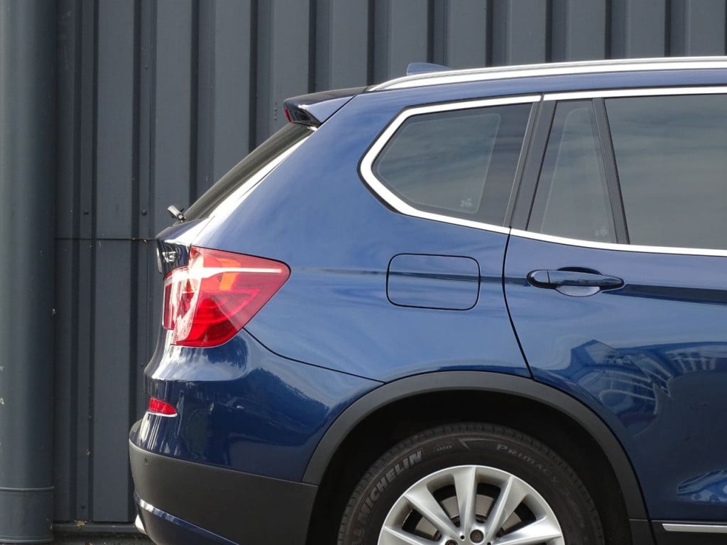 BMW X3 xdrive20i high executive | leder | stoelverwarming | el. trekhaak