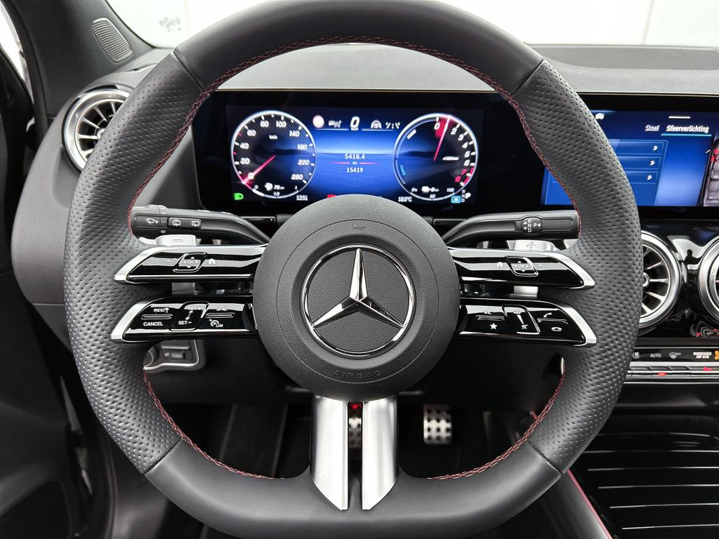 Mercedes-Benz Gla-klasse 250 e star edition amg line limited | dodehoek det