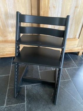 Stokke kinderstoel trip trap zwart