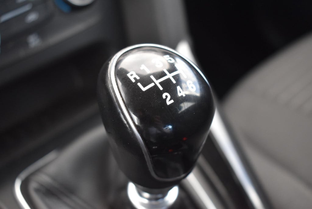 Ford Focus 1.0 titanium | cruise control | trekhaak | achteruitrijcamera | 