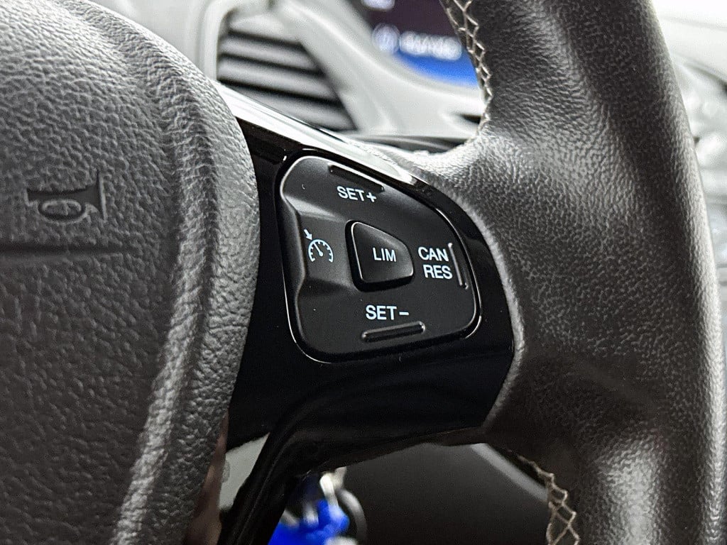 Ford KA ka+ 1.2 trend ultimate | parkeer sensoren | bluetooth | cruise cont