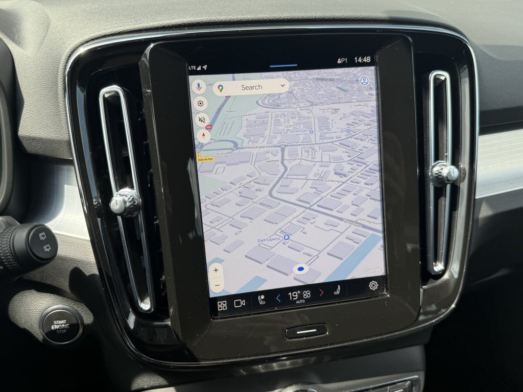 Volvo XC40 2.0 b4 plus dark