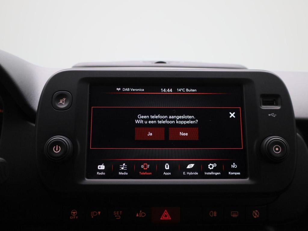 Fiat Panda 1.0 hybrid city life | apple carplay / android auto | airco | cr