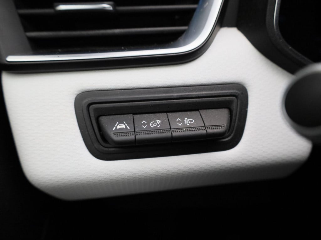 Renault Clio 1.6 e-tech hybrid 140 zen | automaat | lmv | cruise control | 