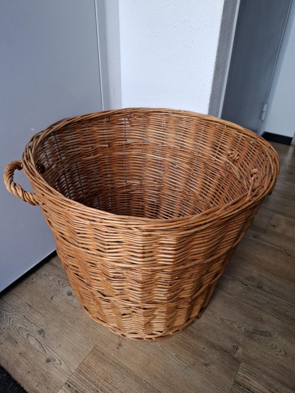 Hele grote rieten mand