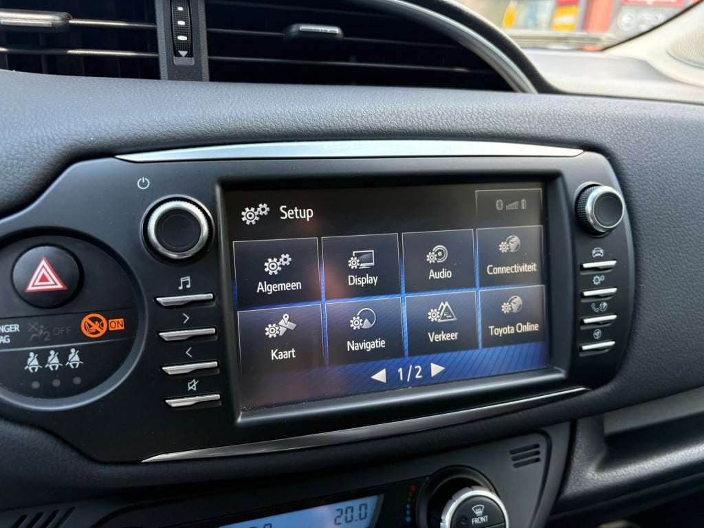 Toyota Yaris 1.5 hybrid dynamic