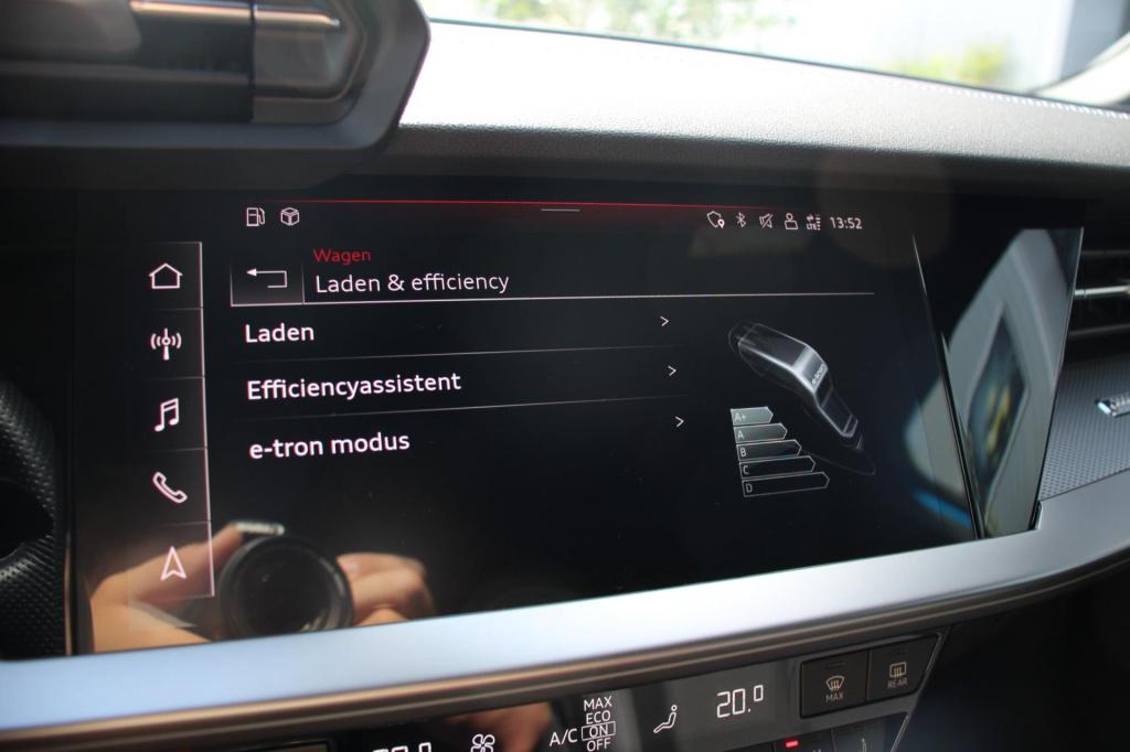 Audi A3 sportback 45 tfsi e s-line - matrix - turbo blauw - dab - virtual c